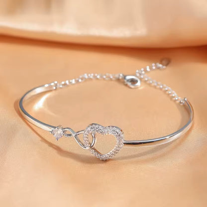 Love That Never Leaves Bracelet